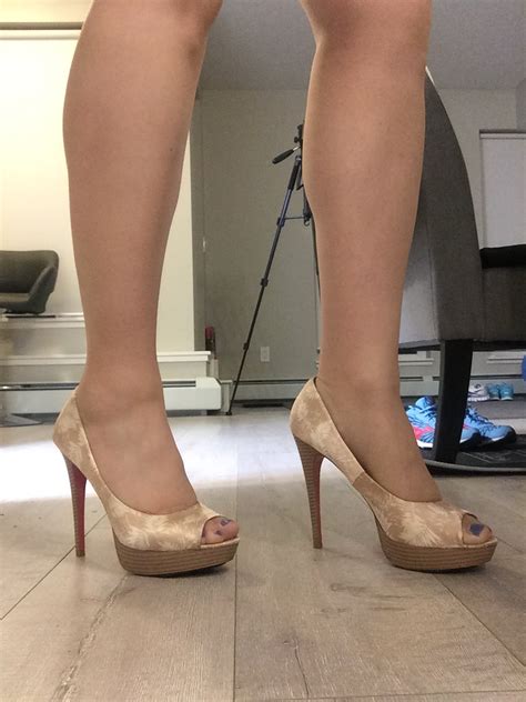 paris hilton open toe pumps.